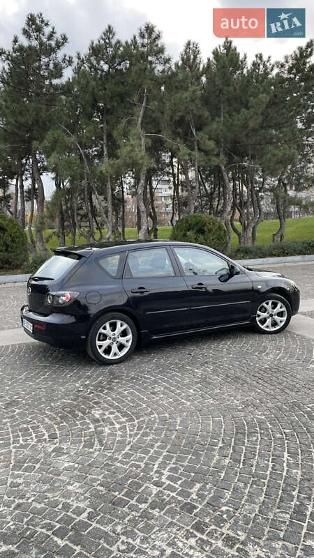 Хэтчбек Mazda 3 2007 в Днепре