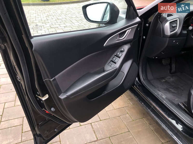 Седан Mazda 3 2018 в Здолбуніві фото 10 Седан Mazda 3 2018 в Здолбуніві