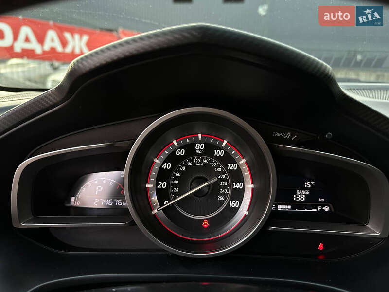 Седан Mazda 3 2014 в Днепре