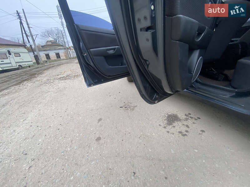 Хэтчбек Mazda 3 2008 в Харькове