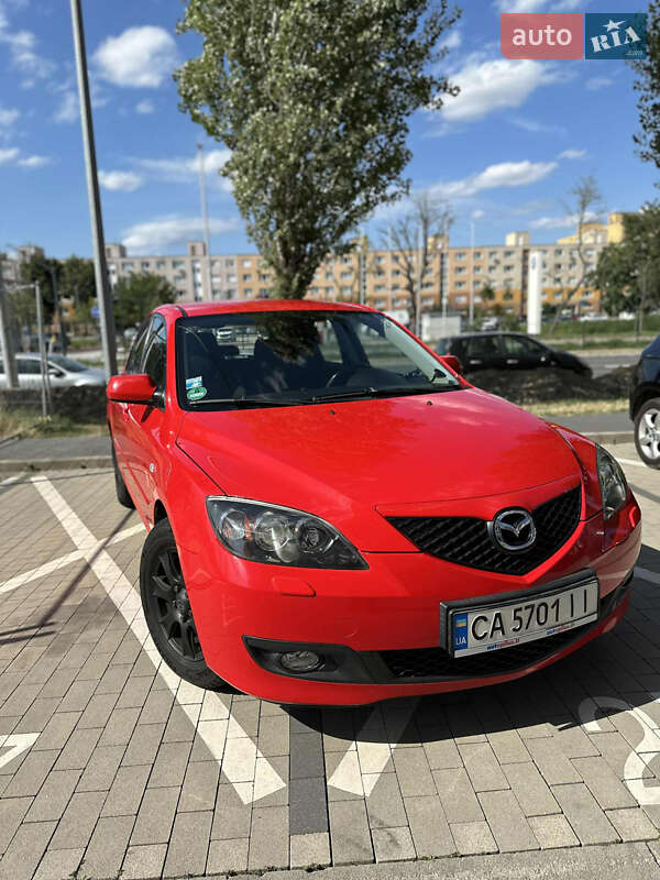 Хетчбек Mazda 3 2008 в Ужгороді