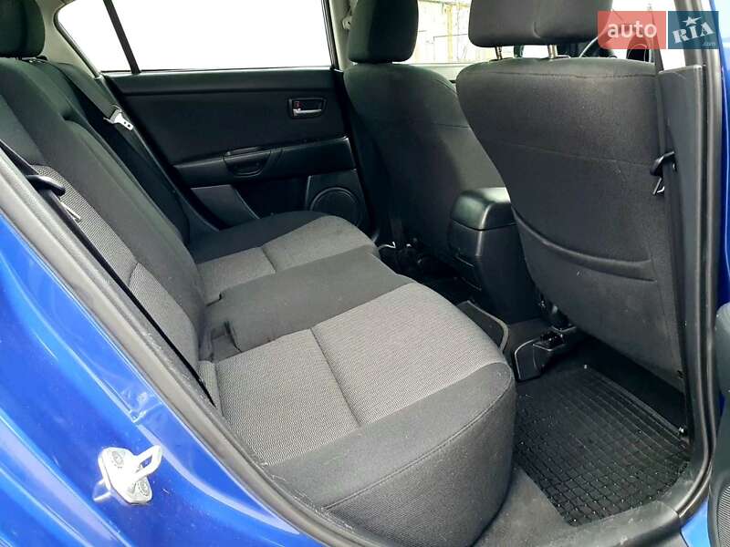 Седан Mazda 3 2007 в Миколаєві