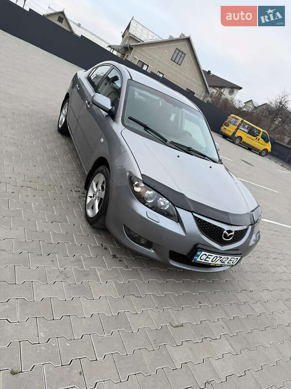 Седан Mazda 3 2005 в Чернівцях