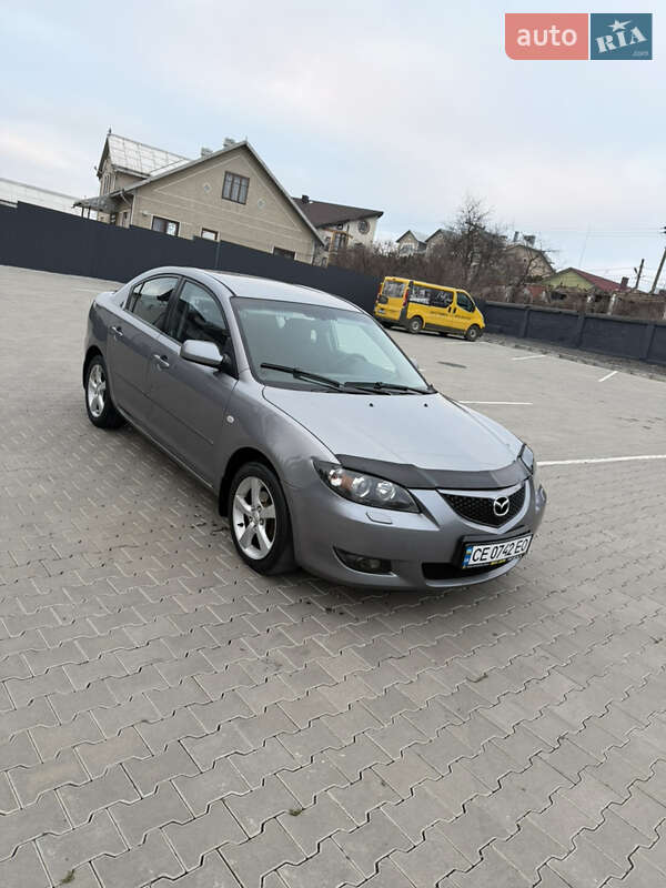 Седан Mazda 3 2005 в Чернівцях