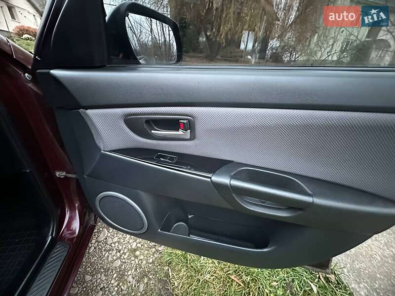 Седан Mazda 3 2007 в Чернівцях фото 43 Седан Mazda 3 2007 в Чернівцях