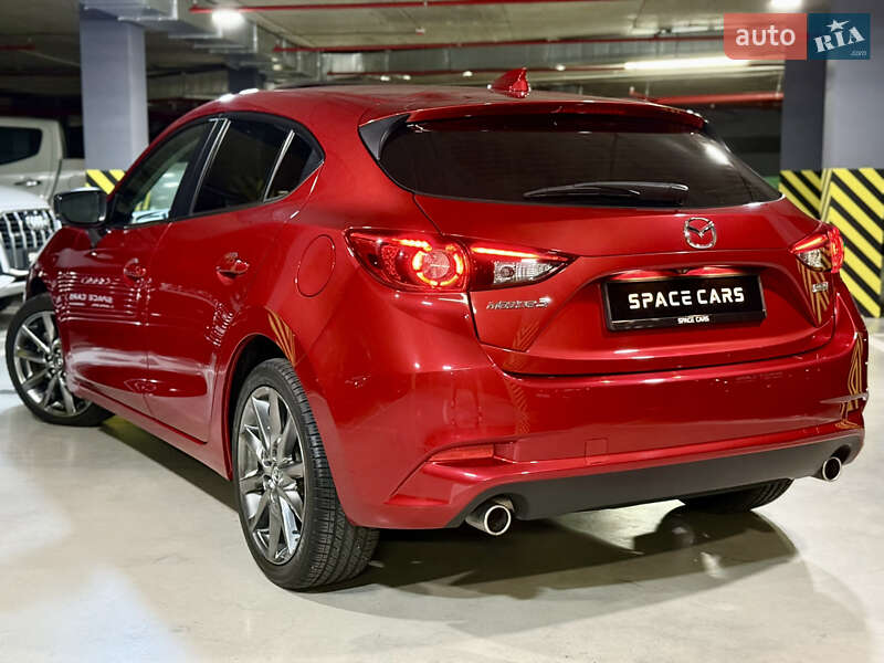 Хетчбек Mazda 3 2018 в Києві фото 10 Хетчбек Mazda 3 2018 в Києві