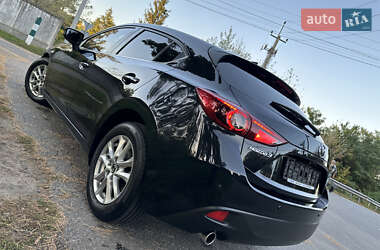 Хэтчбек Mazda 3 2016 в Киеве