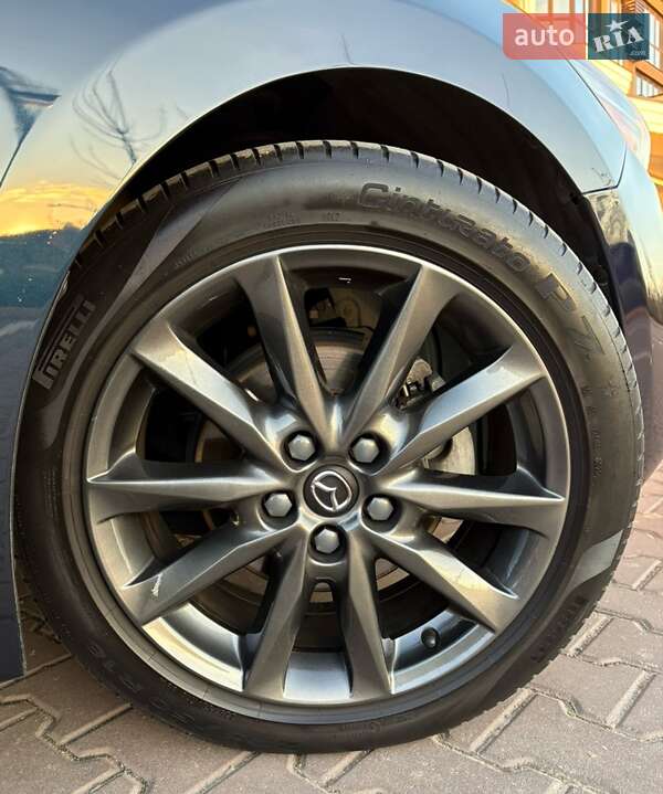 Седан Mazda 3 2018 в Киеве фото 16 Седан Mazda 3 2018 в Киеве