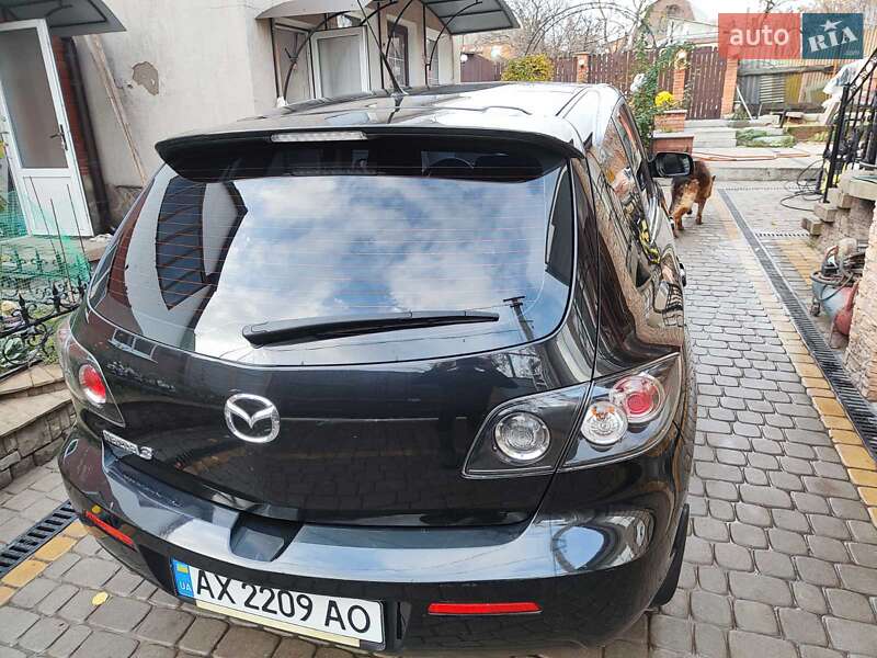 Хэтчбек Mazda 3 2006 в Богодухове