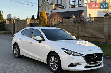 Седан Mazda 3 2017 в Києві