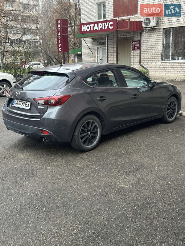 Хэтчбек Mazda 3 2016 в Броварах