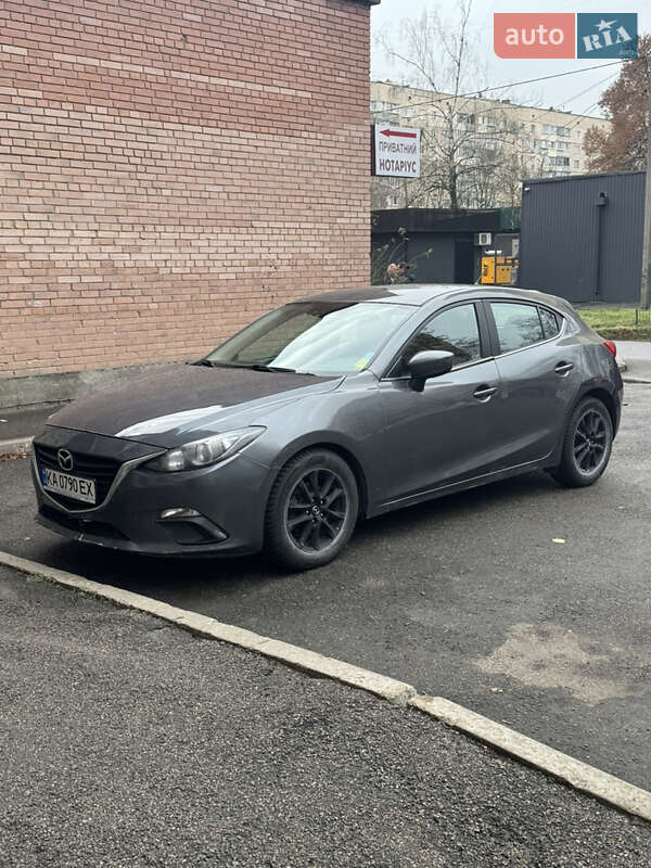 Хэтчбек Mazda 3 2016 в Броварах