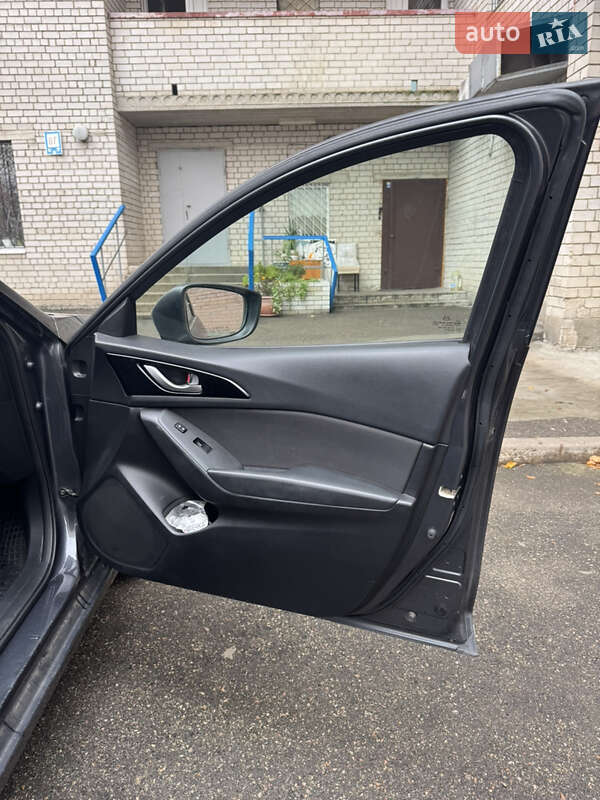 Хэтчбек Mazda 3 2016 в Броварах