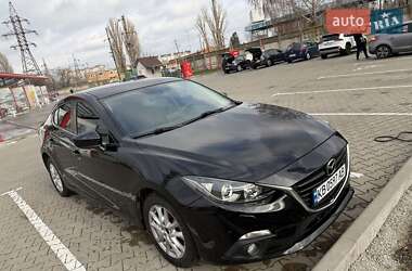 Седан Mazda 3 2014 в Виннице