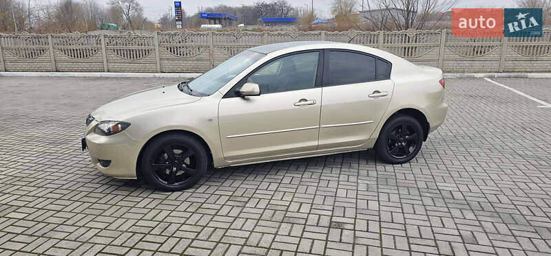 Седан Mazda 3 2005 в Запорожье
