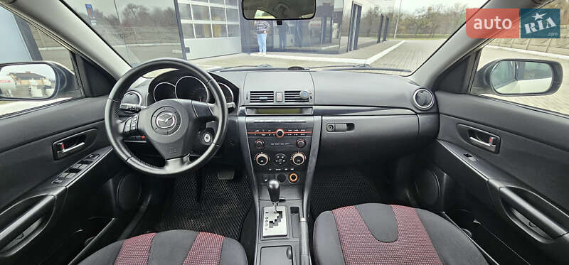 Седан Mazda 3 2005 в Запорожье
