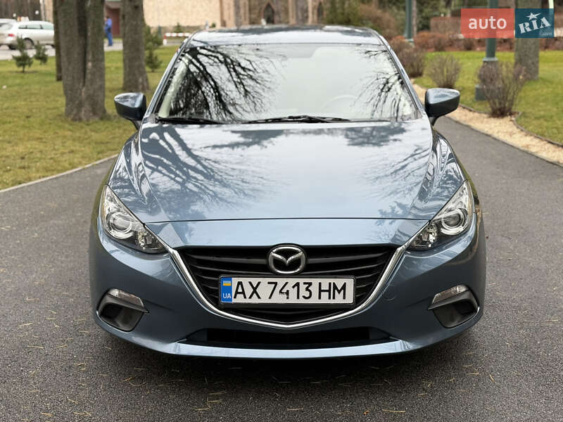 Седан Mazda 3 2014 в Харькове