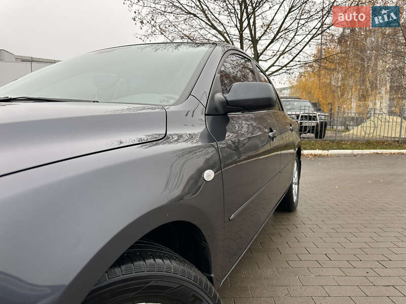 Седан Mazda 3 2007 в Сумах