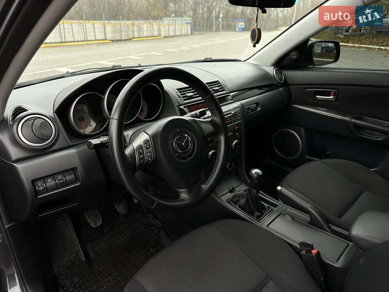 Седан Mazda 3 2007 в Сумах