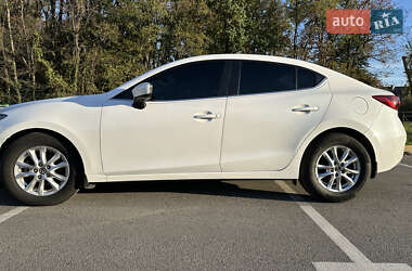 Седан Mazda 3 2016 в Києві
