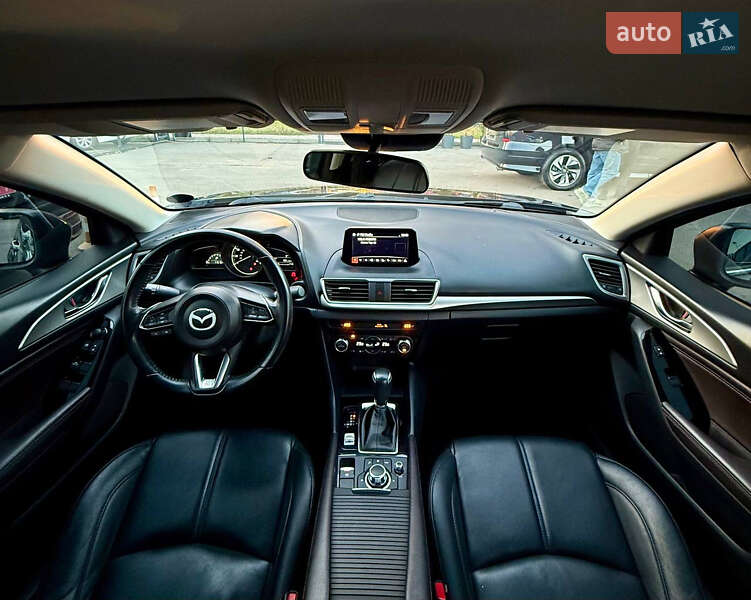 Седан Mazda 3 2017 в Києві фото 40 Седан Mazda 3 2017 в Києві