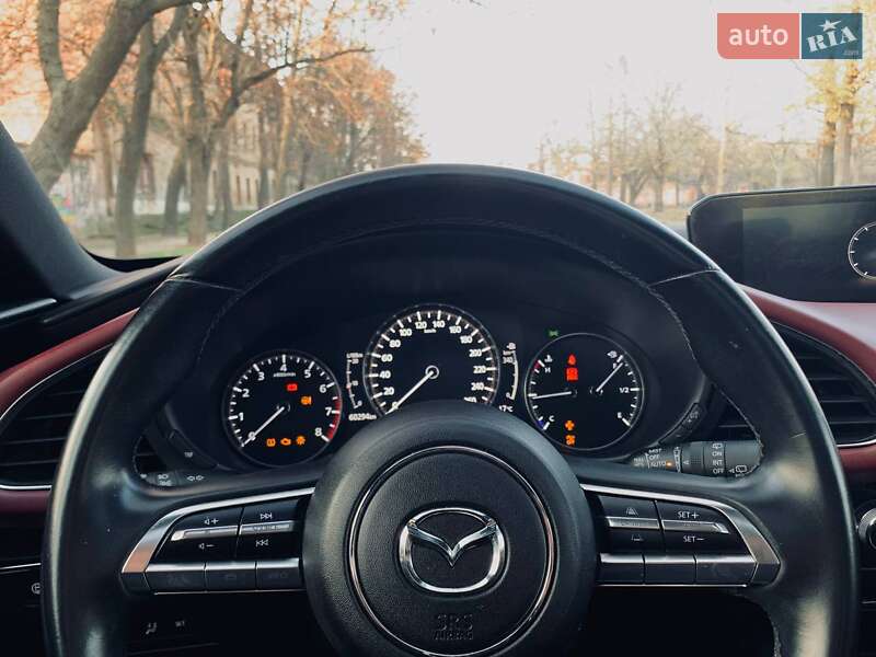 Хэтчбек Mazda 3 2019 в Николаеве