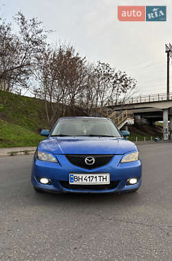 Седан Mazda 3 2004 в Одессе