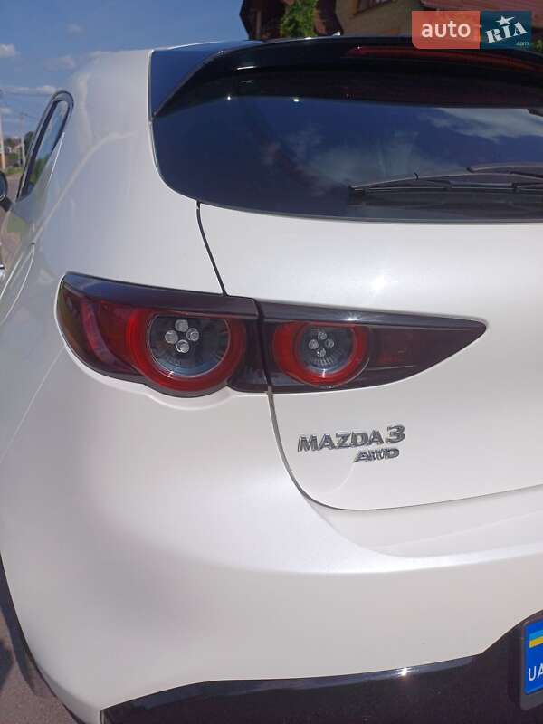 Хэтчбек Mazda 3 2021 в Киеве