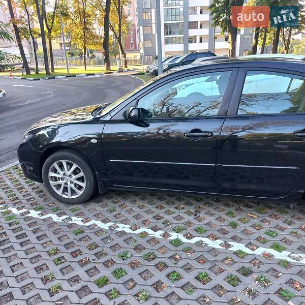Седан Mazda 3 2008 в Харкові