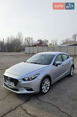 Седан Mazda 3 2016 в Харькове