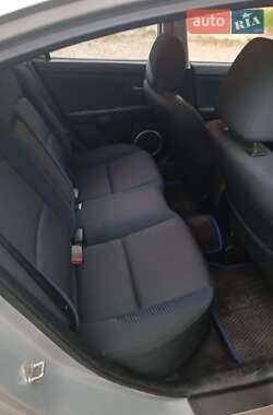 Седан Mazda 3 2006 в Харкові