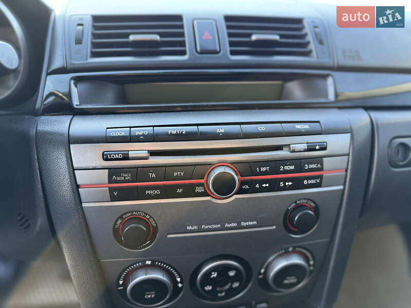 Седан Mazda 3 2007 в Львове