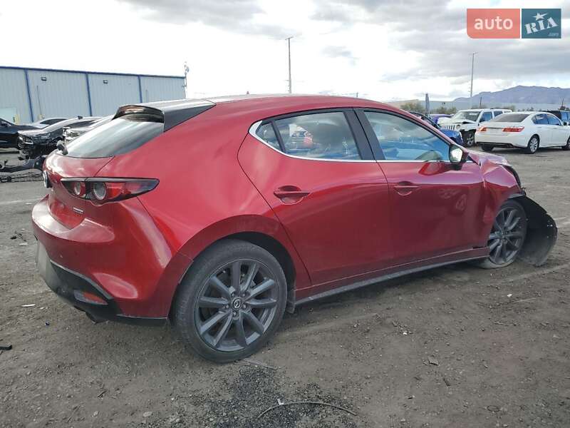 Хетчбек Mazda 3 2021 в Запоріжжі