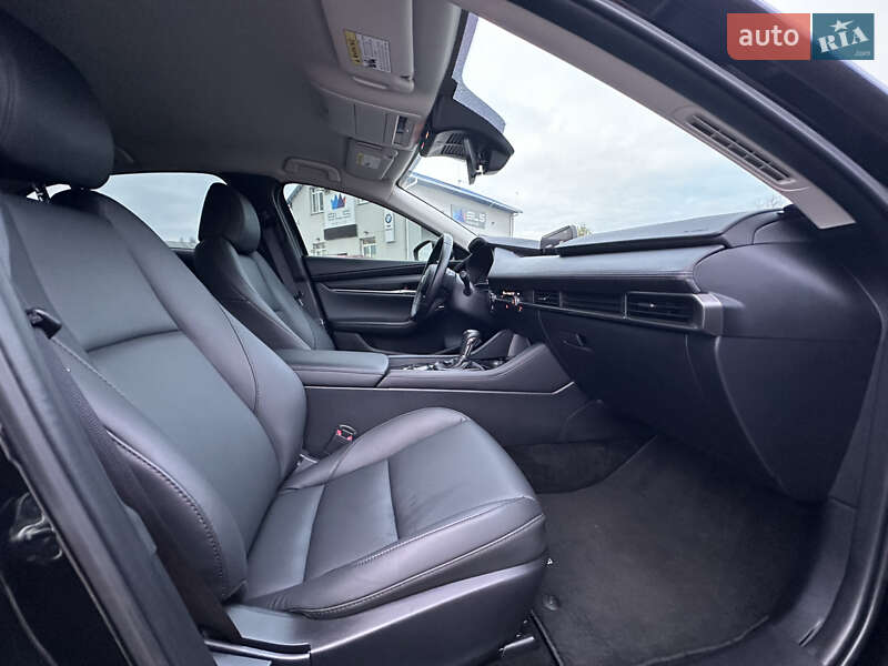 Седан Mazda 3 2024 в Киеве фото 46 Седан Mazda 3 2024 в Киеве