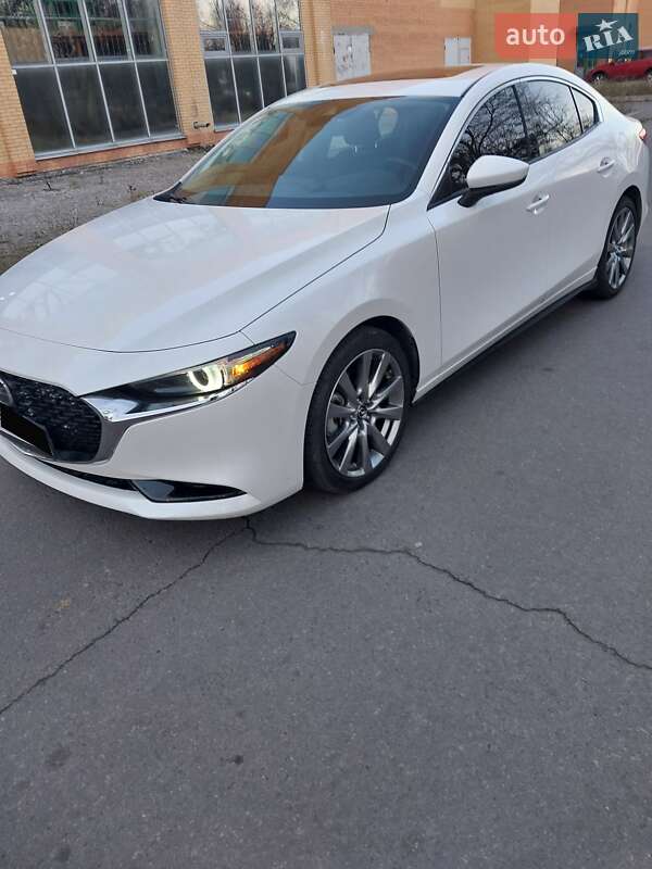 Седан Mazda 3 2023 в Дніпрі