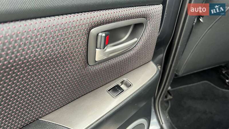 Седан Mazda 3 2008 в Киеве