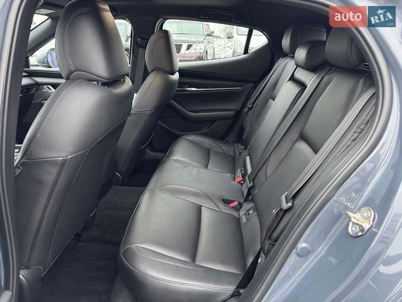 Хэтчбек Mazda 3 2019 в Днепре