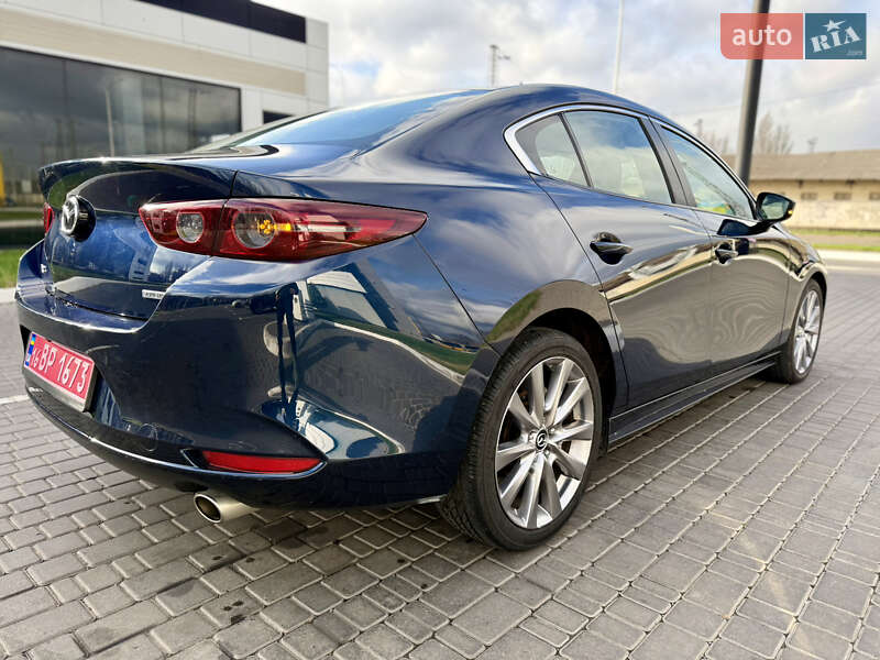 Седан Mazda 3 2019 в Одесі