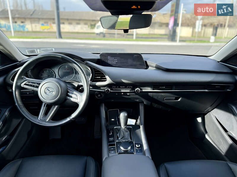 Седан Mazda 3 2019 в Одесі