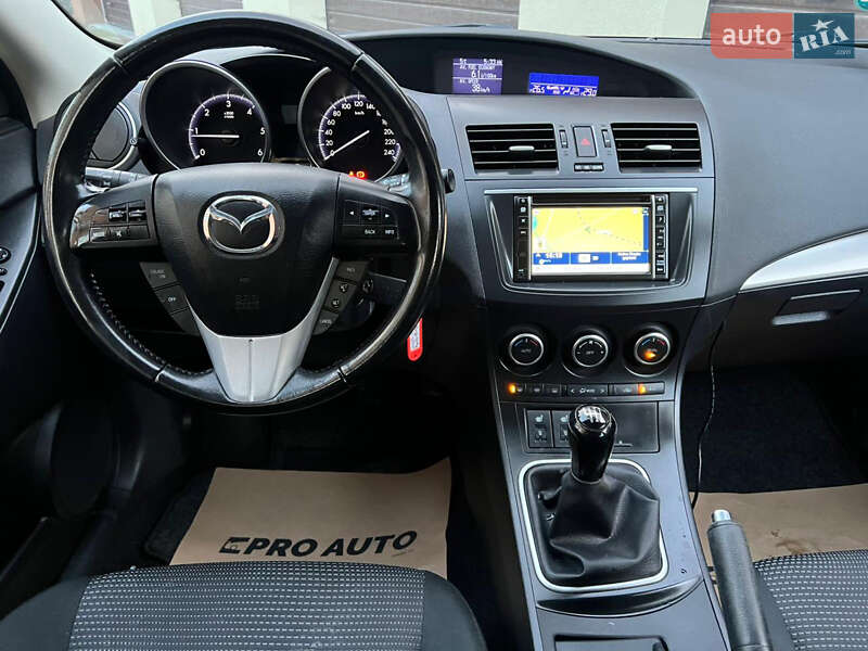 Хэтчбек Mazda 3 2011 в Коломые