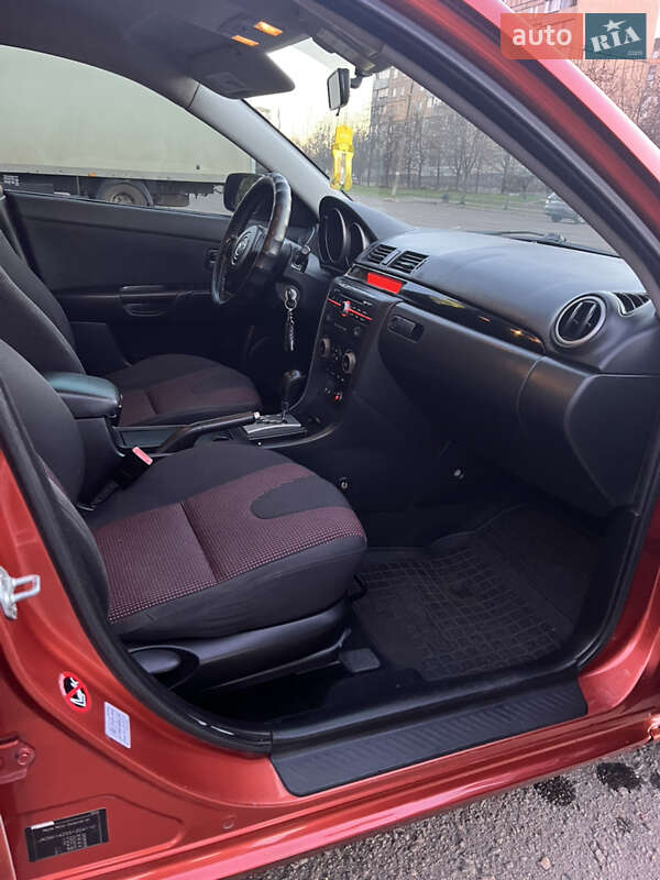 Хетчбек Mazda 3 2005 в Кривому Розі