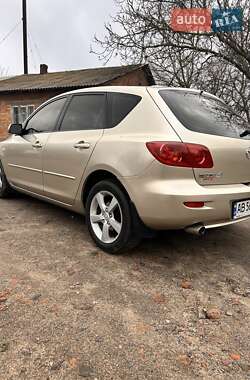 Хэтчбек Mazda 3 2004 в Гайсине