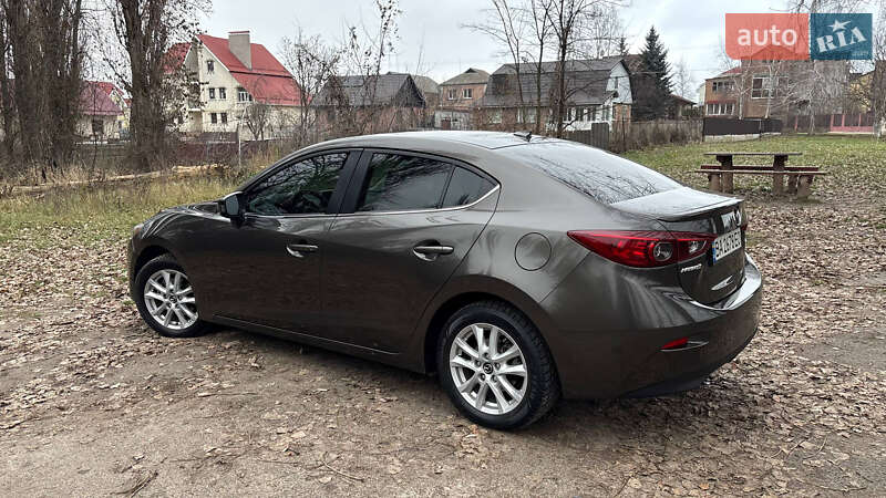 Седан Mazda 3 2015 в Кропивницькому