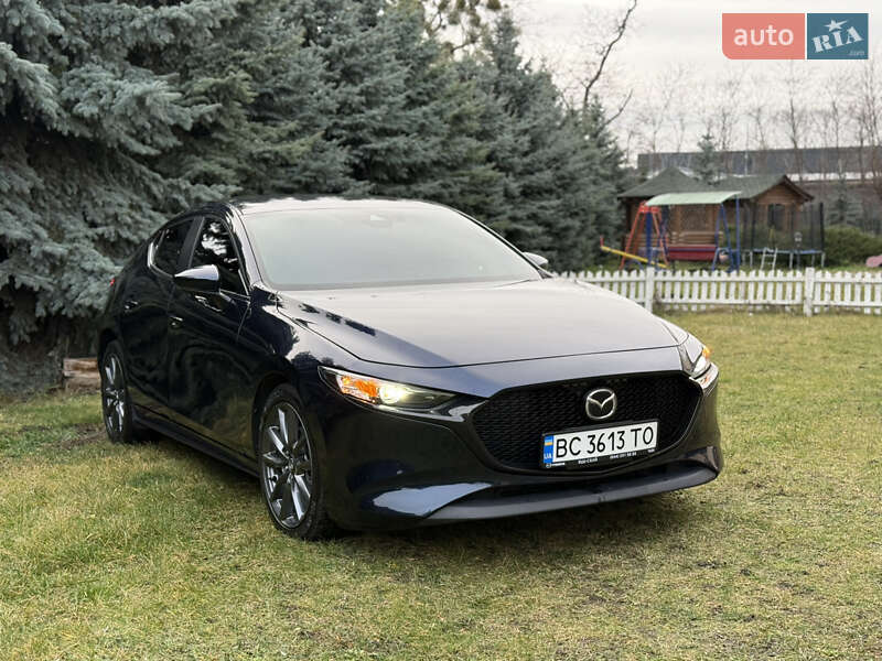 Хэтчбек Mazda 3 2019 в Киеве