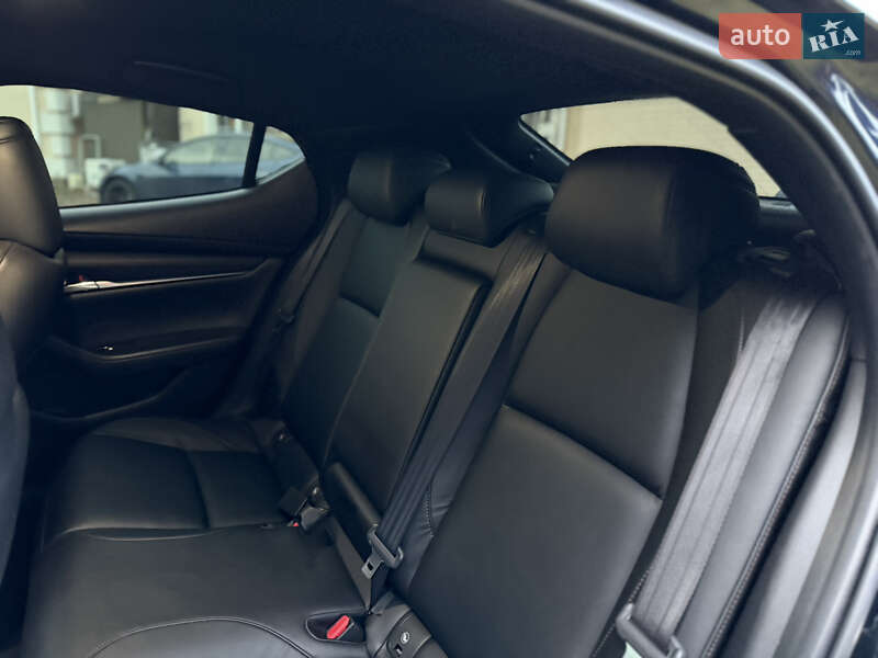 Хэтчбек Mazda 3 2019 в Киеве