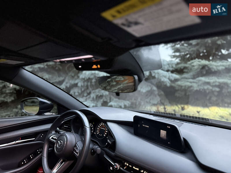 Хэтчбек Mazda 3 2019 в Киеве