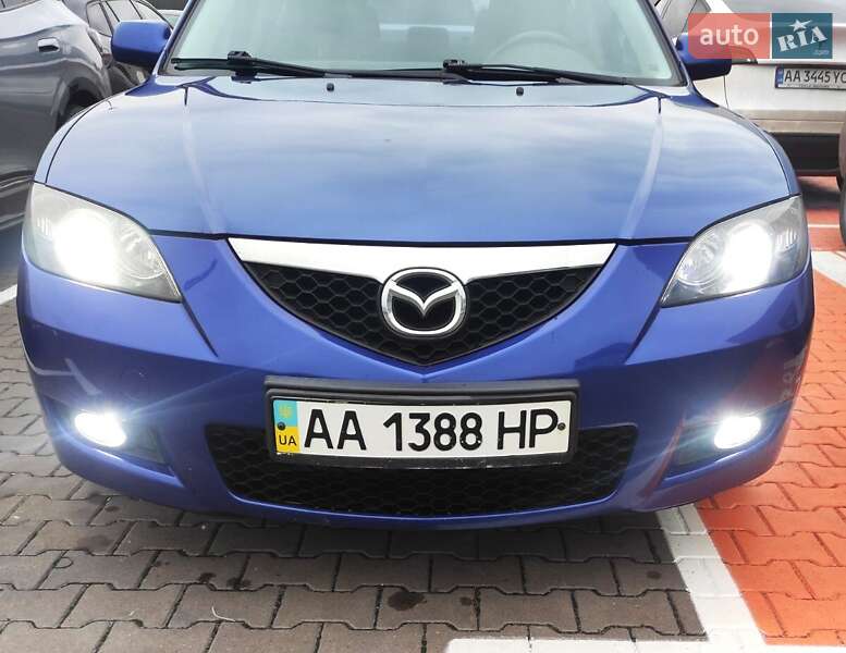 Седан Mazda 3 2008 в Києві