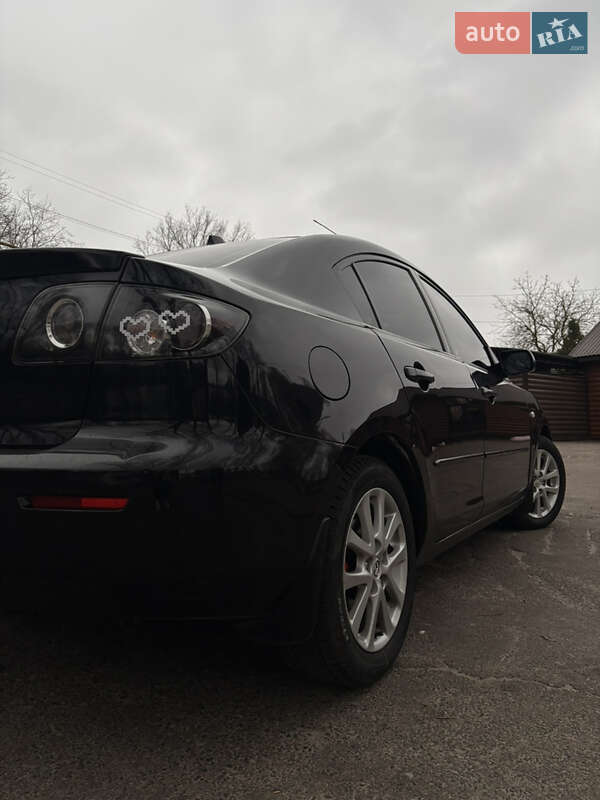 Седан Mazda 3 2008 в Прилуках