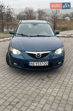Седан Mazda 3 2006 в Дніпрі