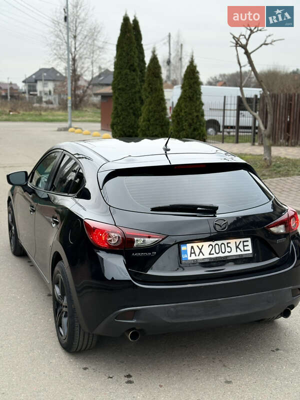 Хетчбек Mazda 3 2015 в Києві
